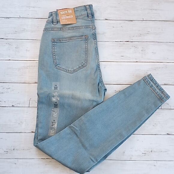 Women's High-Rise Jeggings  - Picture 1 of 5
